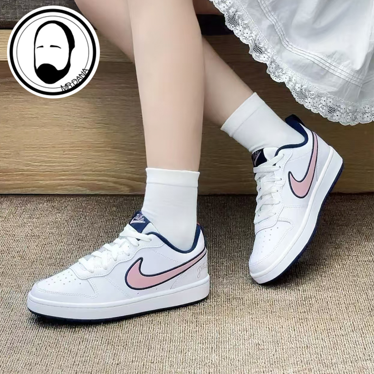 Nike耐克Court Borough舒适百搭女子(GS)休闲板鞋DB3090-100