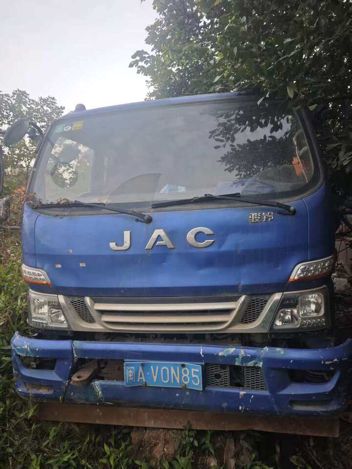 4月9日福州市车牌号为闽AV0N85天威缘牌轻型特殊结构货车一辆网络拍卖公告