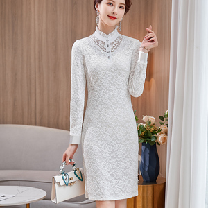 连衣裙女秋冬2025新款加绒加厚显瘦性感中长款时尚内搭洋气蕾丝裙