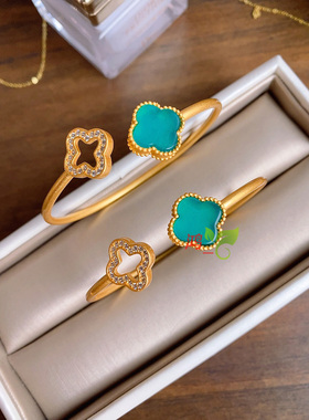 四叶草微镶锆石时尚风轻奢款手镯