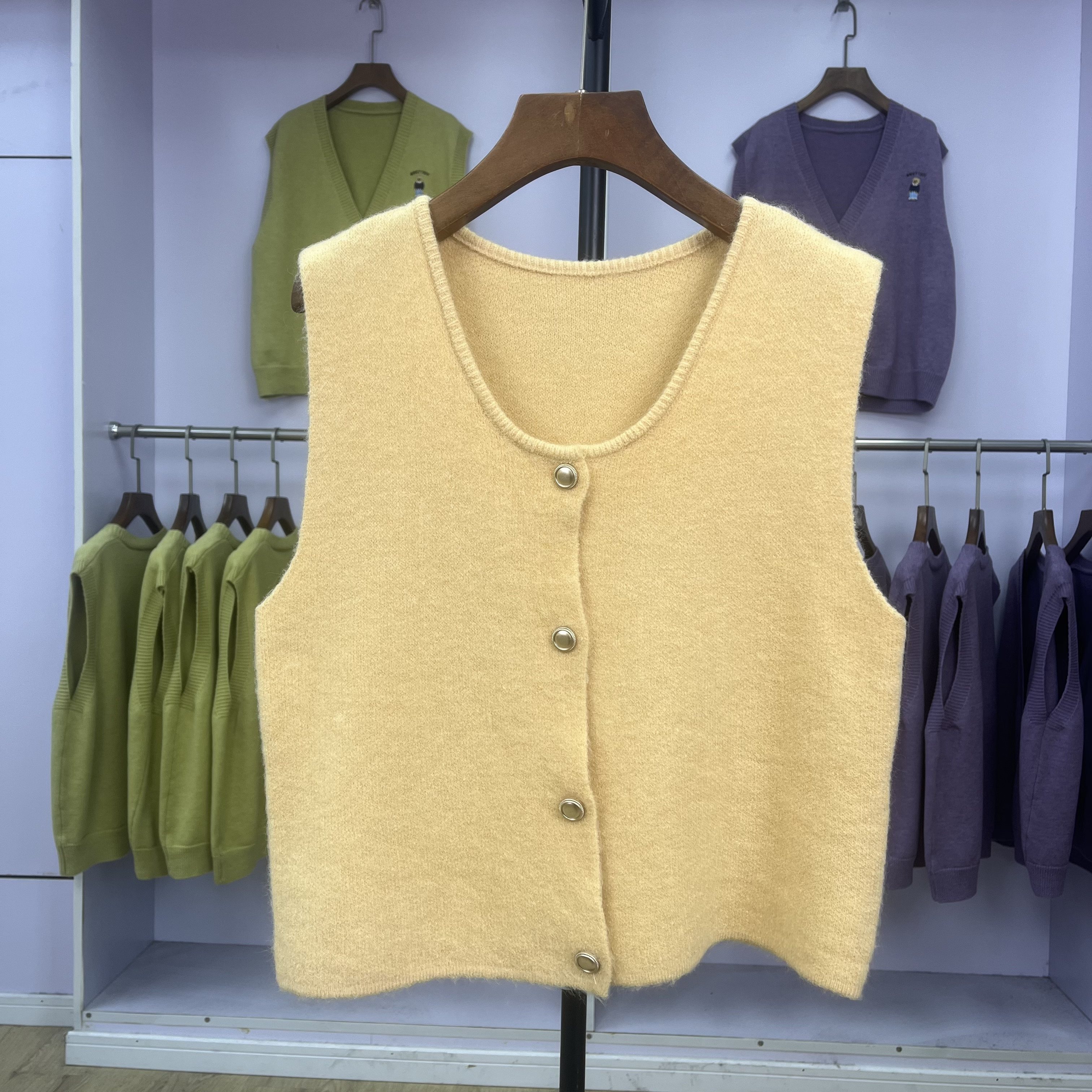 718 高级感小香风纽扣马夹秋季纯色女款百搭洋气时尚开衫法式上衣,女装/女士精品,马夹,淘宝优惠券,粉丝福利购,淘宝优惠卷