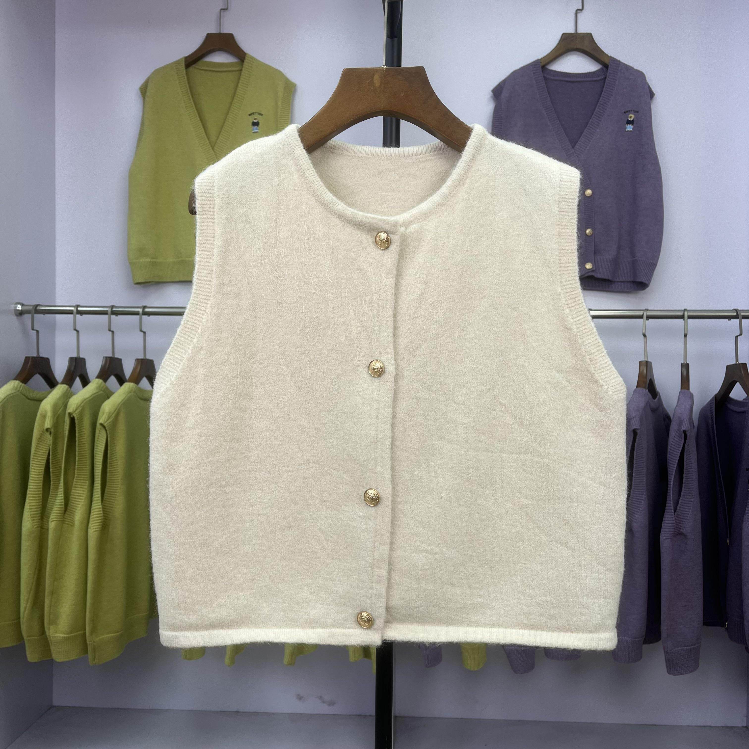 388 女士马夹坎肩无袖韩版常规圆领纯色时尚秋冬网红百搭针织马甲