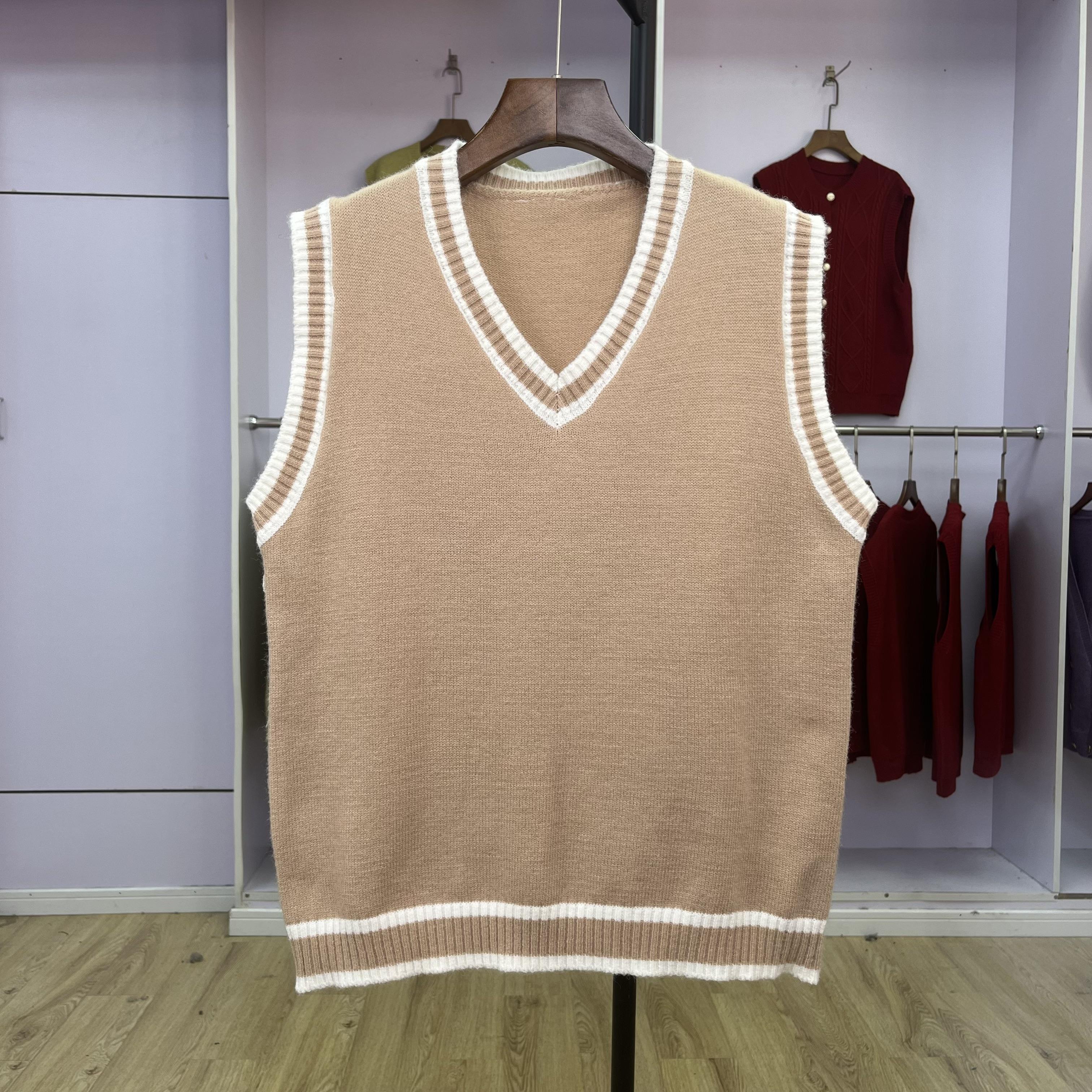 511 无袖马夹小个子2024秋季新款纯色复古法式v领休闲上衣外搭女