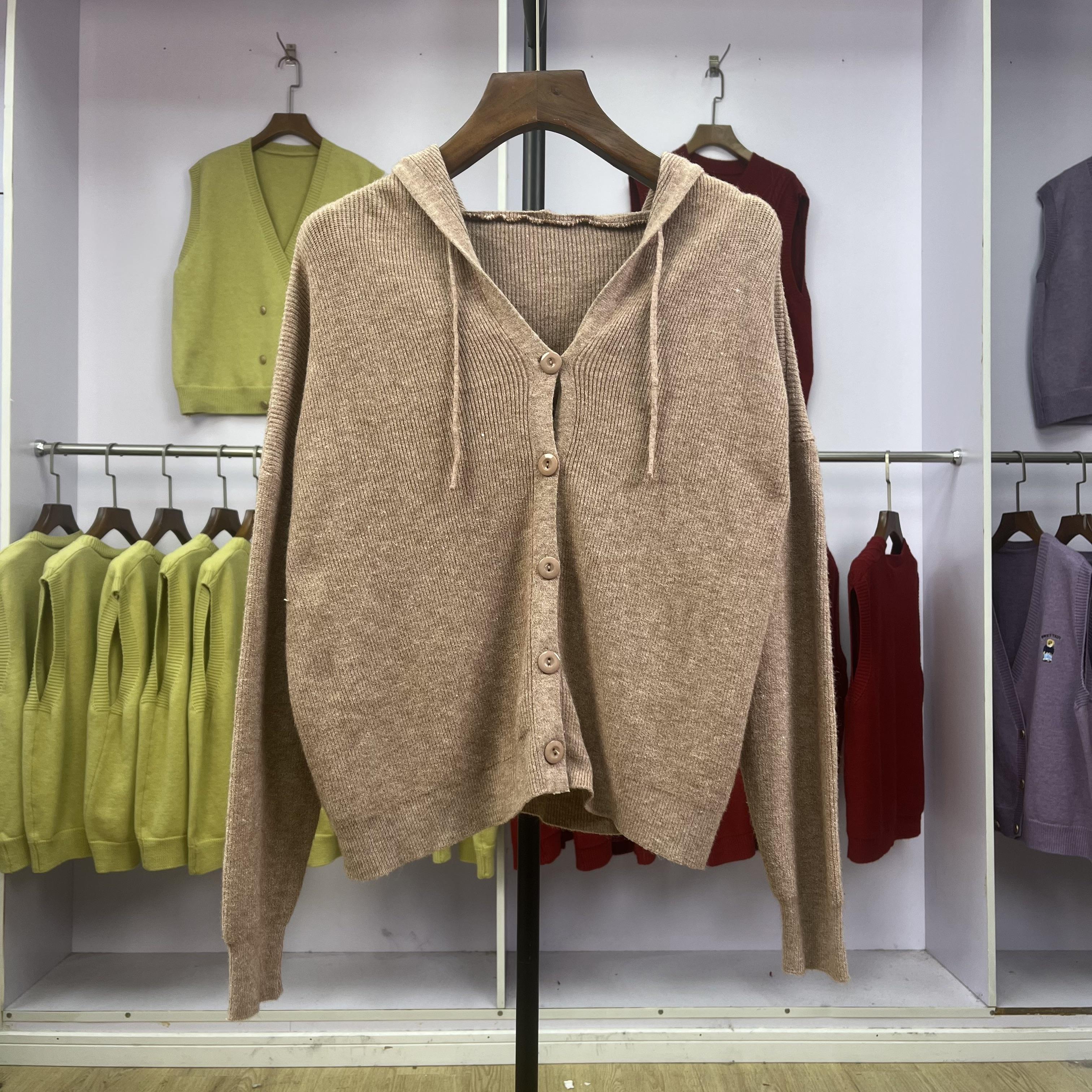 943 连帽小个子日系女加厚毛衣时髦纯色抽绳显瘦纯色纽扣针织开衫