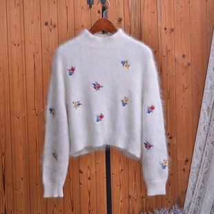 软糯兔毛半高领短款女毛衣彩色刺绣花朵温柔风甜美减龄上衣