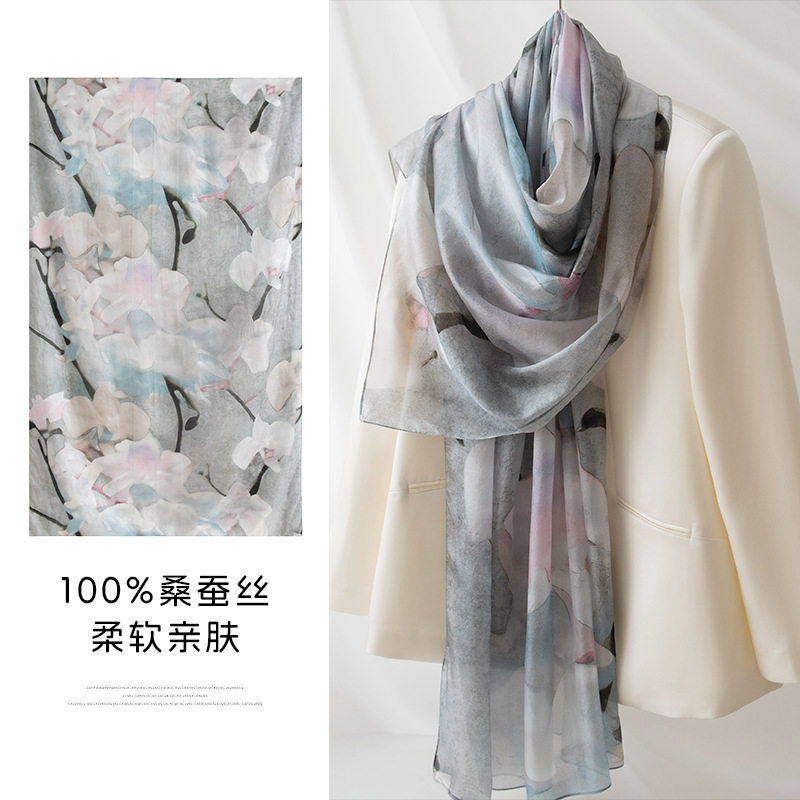 女士丝巾100%桑蚕丝中长款披肩水墨玉兰花印花长条丝巾高级感