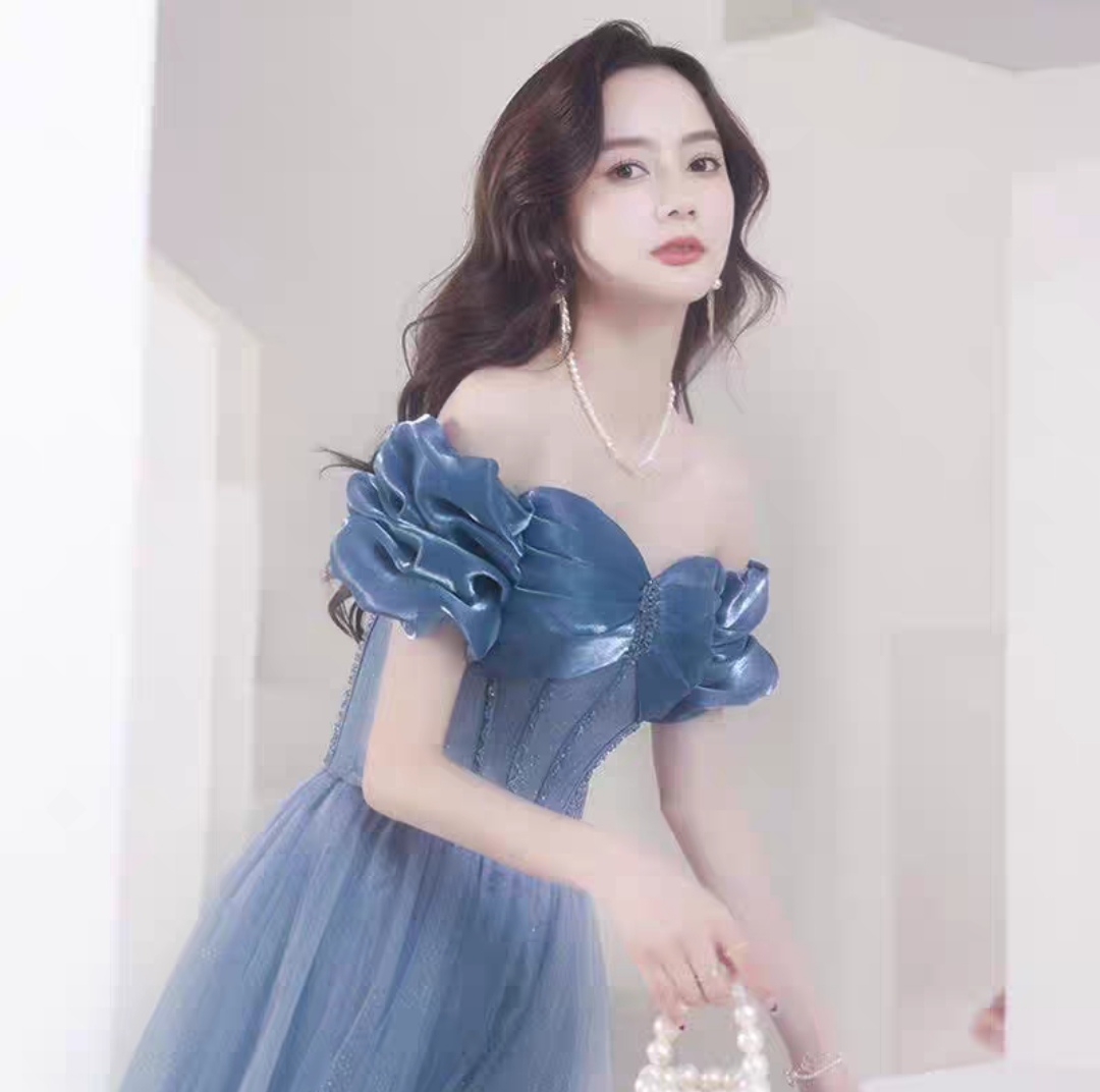 出租凭晚礼服伴娘服主持演出年会宴会服装昆明玉溪红河文山德宏