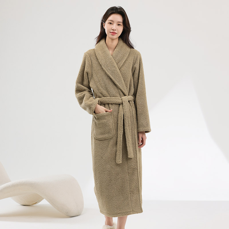 新款睡袍女秋冬季珊瑚绒女士浴袍绒绒睡衣浴袍加长款浴衣加厚冬天