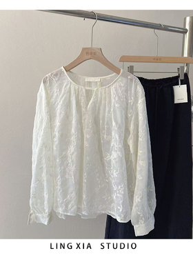 overrich设计感圆领米杏色小衫2025春夏新款百搭气质漏空蕾丝衬衫