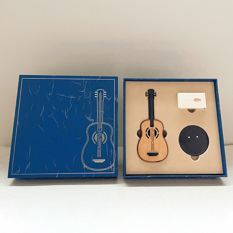 创意摆件吉他香炉音响带蓝牙听音乐木质手工音响随身礼品套装