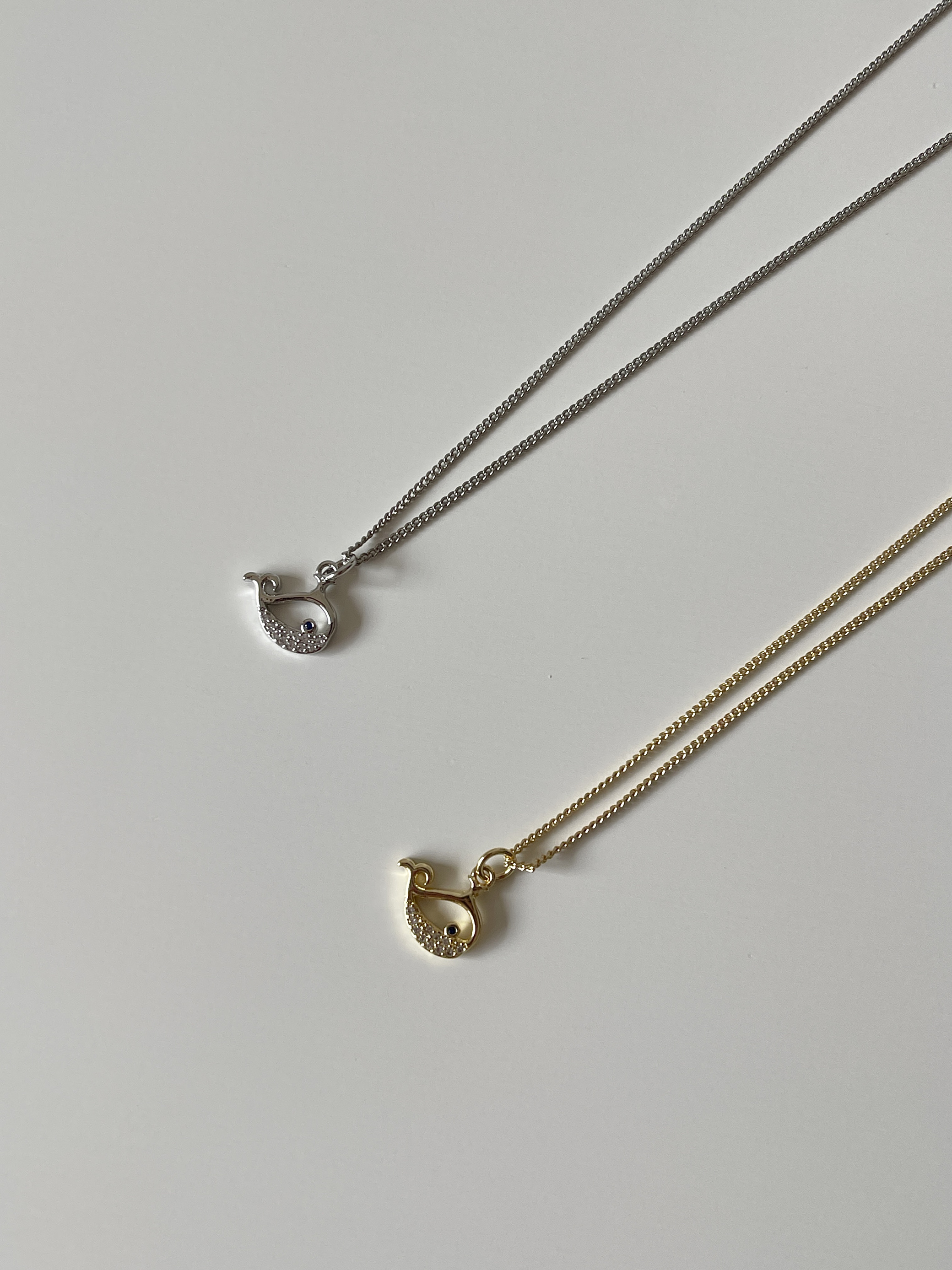 Ojala可爱有趣鲸鱼吊坠项链少女心时尚饰品