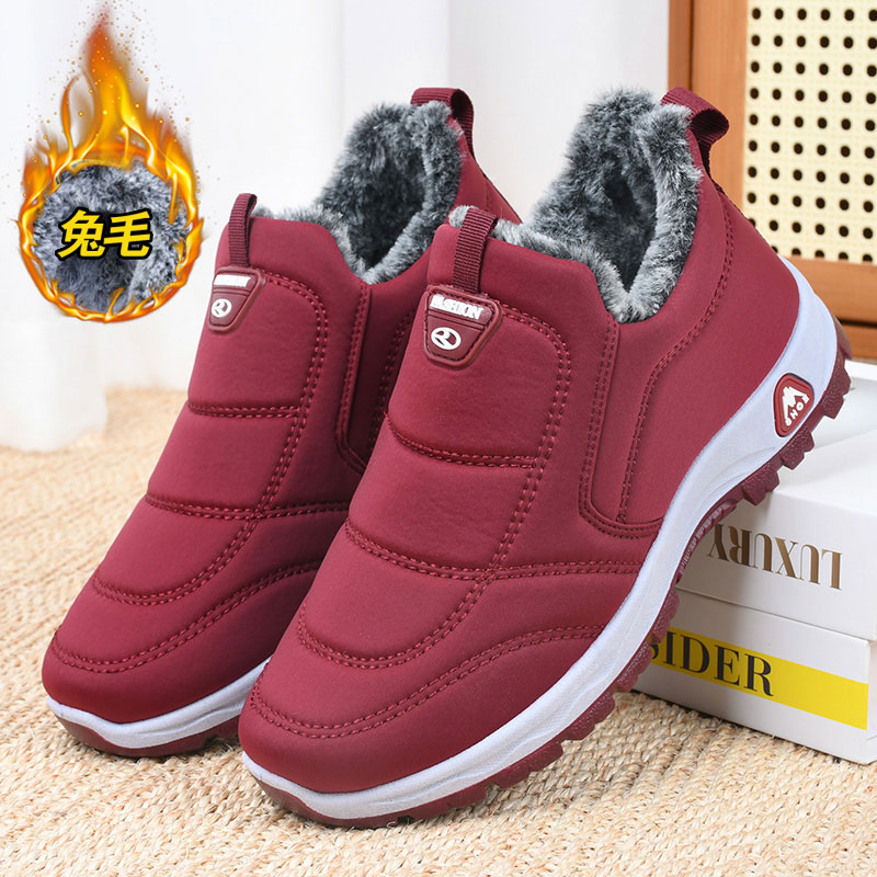 冬季加绒女士雪地靴保暖休闲老北京布鞋中老年一脚蹬百搭妈妈棉鞋