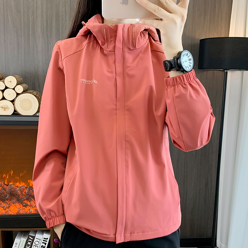 加绒休闲薄外套女春秋冲锋衣