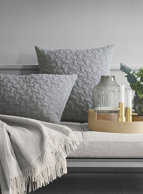 丹麦Fritz Hansen 灰色靠垫 Vertigo Cushion 创意设计进口