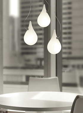 德国NEXT 白色水滴吊灯组 DROP_2 xs 3 / 5 / 5 long创意设计进口