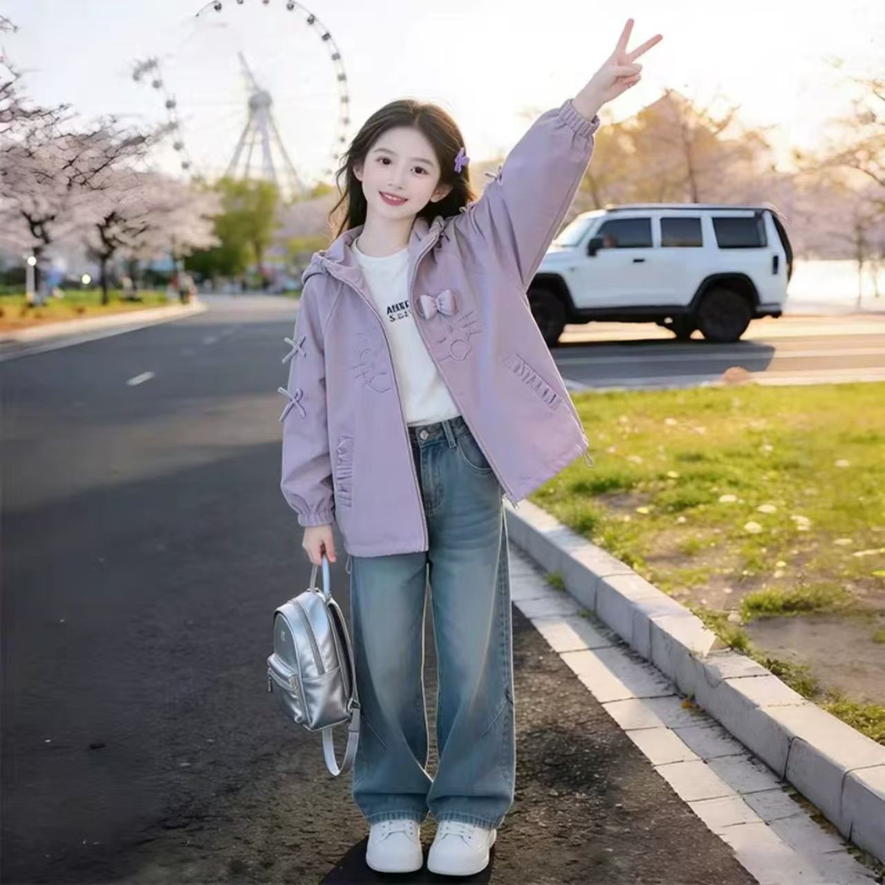 女童外套2026新款秋冬装洋气夹棉加厚风衣女中大童连帽冲锋衣上衣