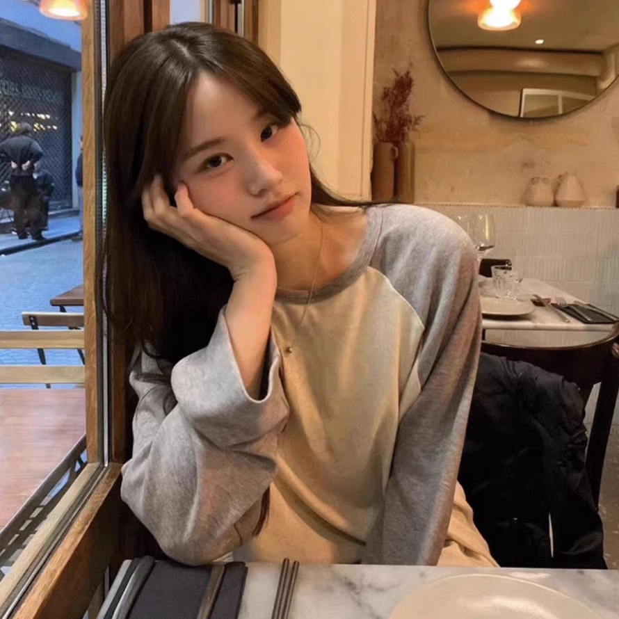 插肩袖撞色圆领长袖T恤女上衣