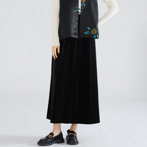 一丝牵 极简高奢进口高密丝绒半身长裙气质高腰显瘦复古半身裙秋