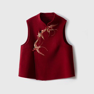 一丝牵山羊绒绵羊毛中式红色马甲金线刺绣马夹春坎肩女款背心外套