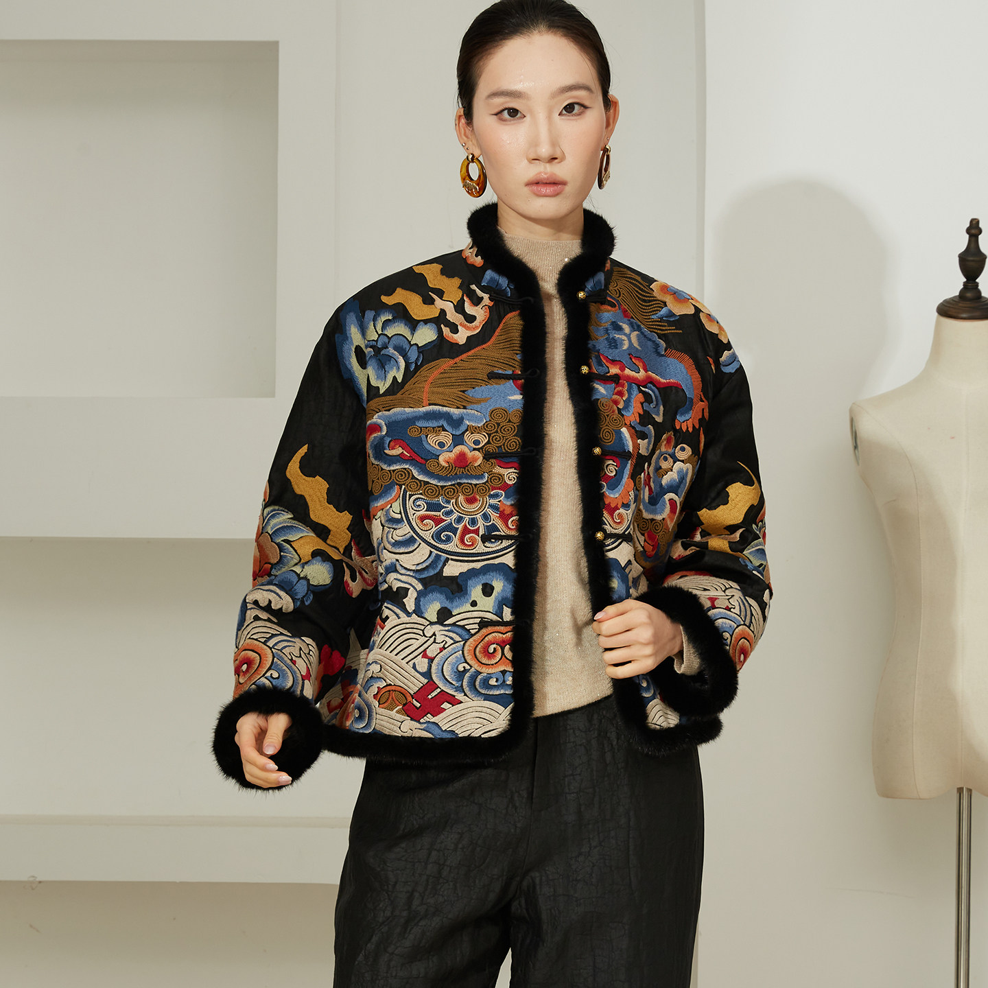 一丝牵填充100%桑蚕丝重工满绣国风香云纱棉服外套新中式棉衣棉袄