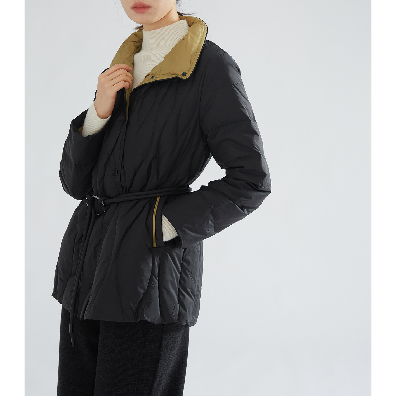 一丝牵 95白鹅绒羽绒服收腰显瘦中长款立领腰带保暖加厚外套冬季