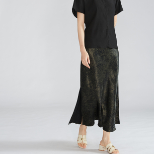 斜裁设计 重磅醋酸鎏金气质a字裙松紧腰显瘦半身裙 年轻款 一丝牵