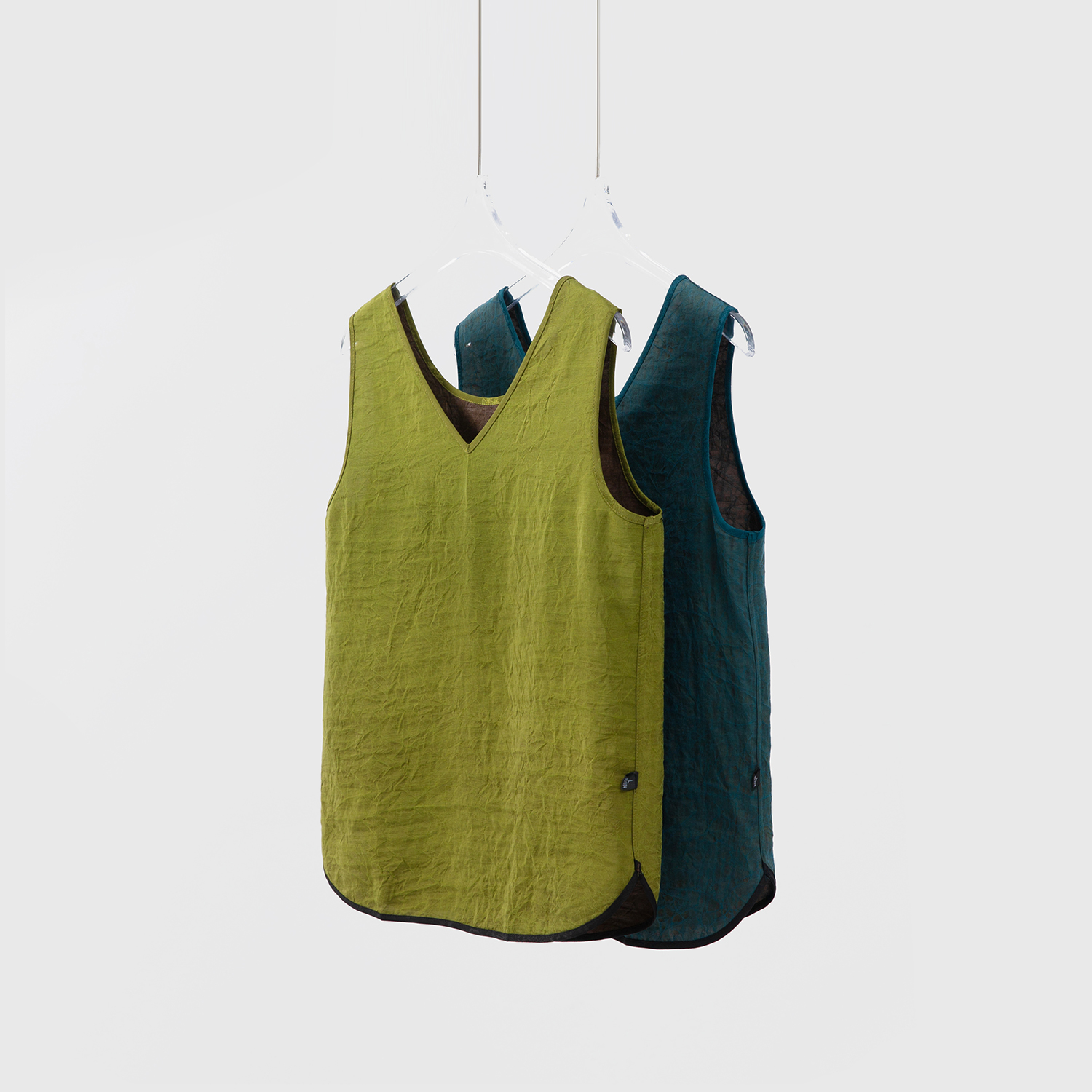 一丝牵 双面穿香云纱背心100%桑蚕丝真丝V领背心无袖T恤上衣2025