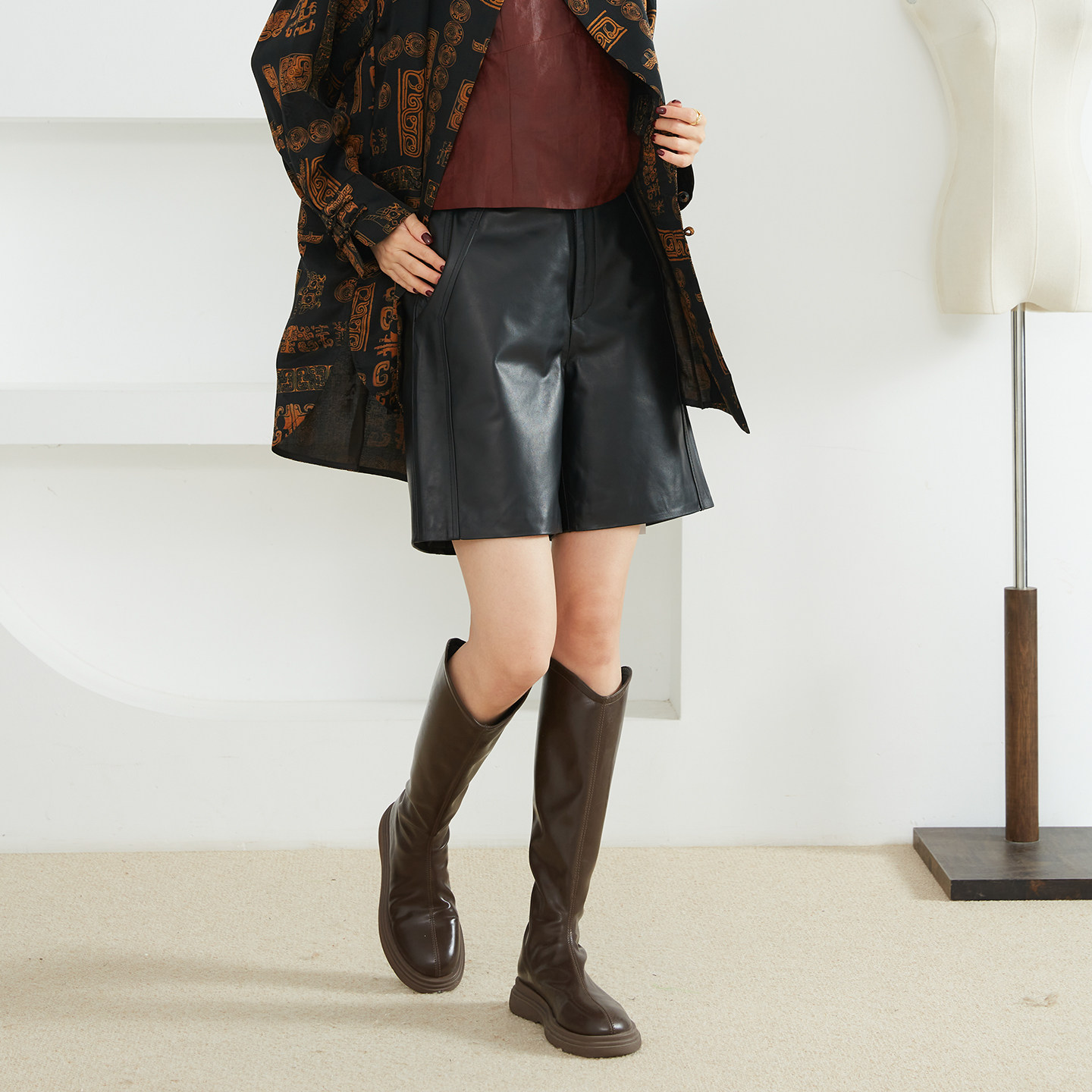 SILVIYE绵羊皮真皮皮裤女短裤中裤宽松阔腿时尚高腰显瘦五分皮裤,女装/女士精品,休闲裤,淘宝优惠券,粉丝福利购,淘宝优惠卷