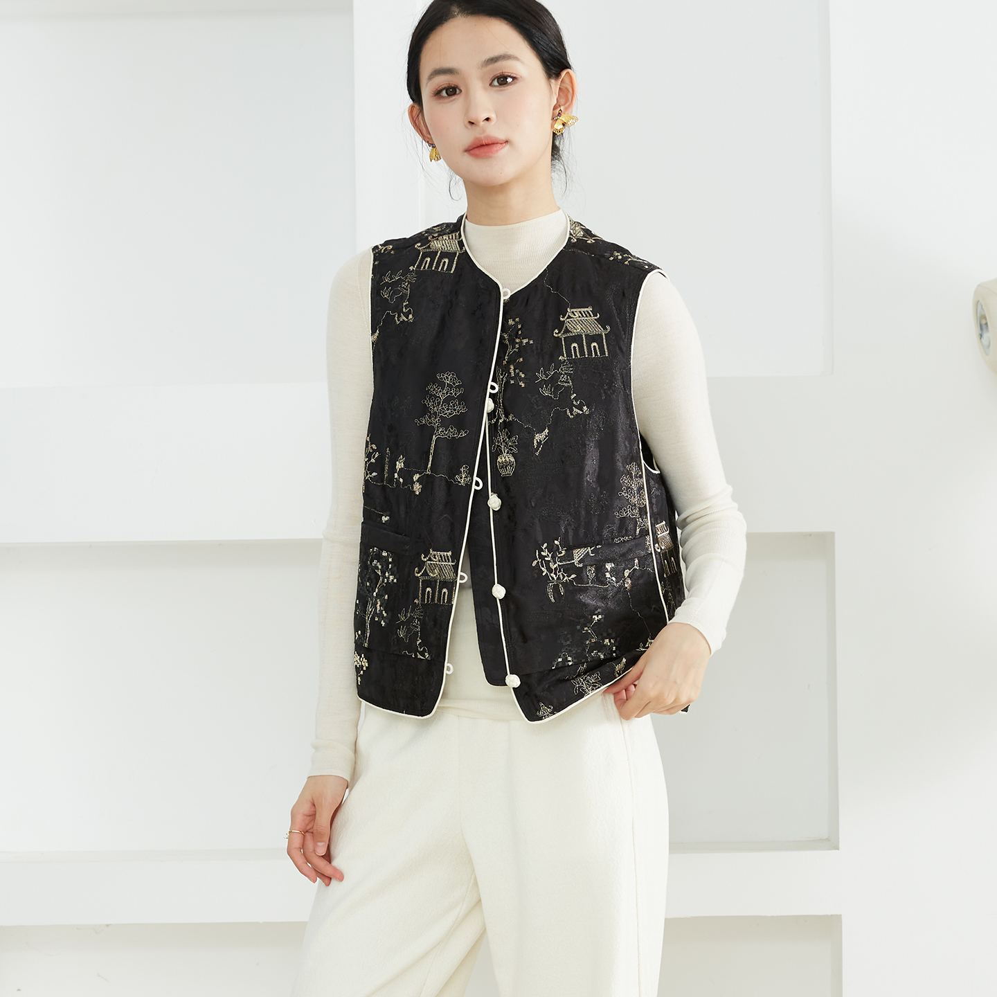 高定 重工丝绒刺绣提花95白鹅绒羽绒马甲女100%桑蚕丝国风马夹新