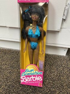 1991 预 太阳沙滩芭比娃娃 Christie Sensation Barbie Sun
