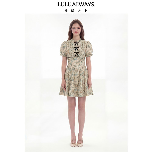 LULUALWAYS我爱露露26夏季新款法式宫廷风泡泡提花A字短款连衣裙