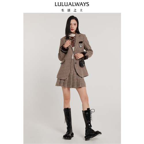 LULUALWAYS我爱露露新款时尚通勤翻领两粒扣西装外套