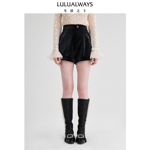 LULUALWAYS【商场同款】秋季新款百搭高腰显瘦翻边哑光黑色短裤