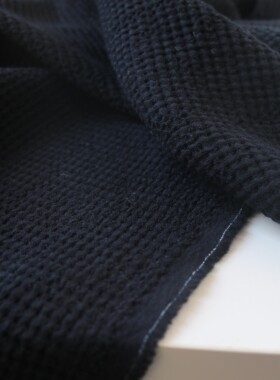 良布集日本进口黑色肌理感华夫格全羊毛布早春服装面料手工连衣裙