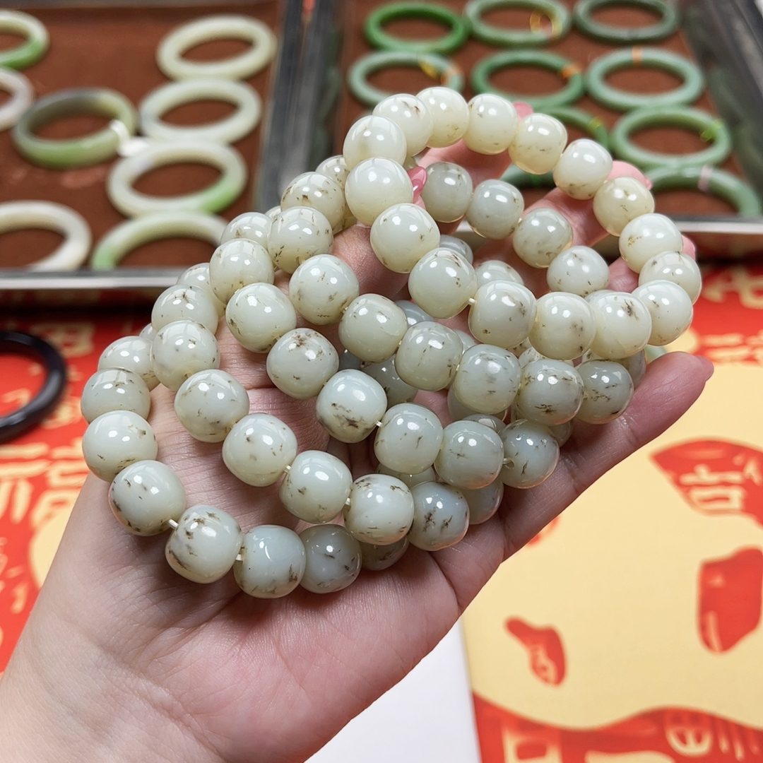 卡13老料野牛沟老型珠手串