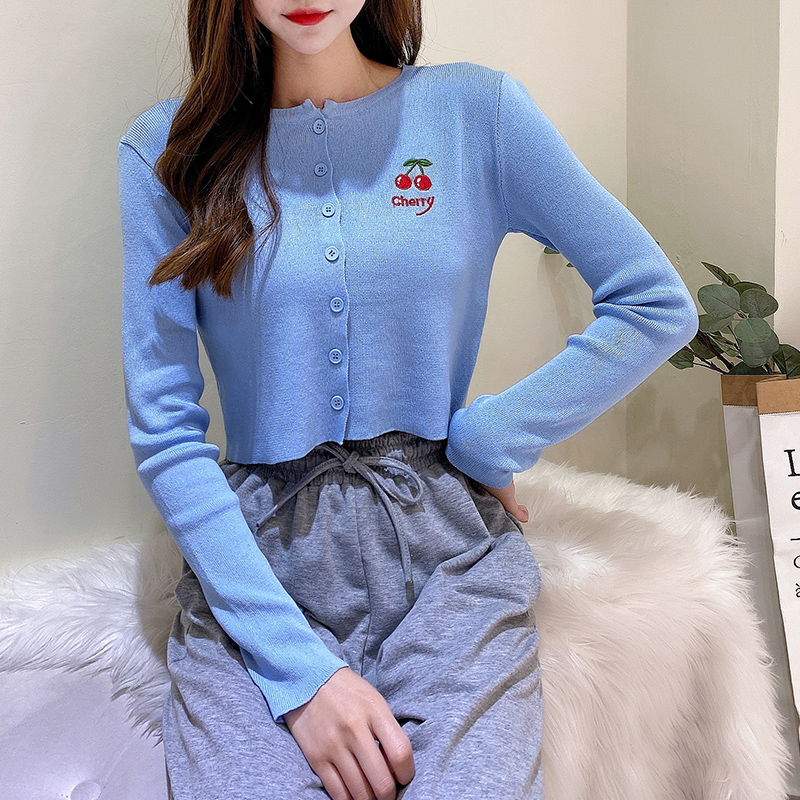 露脐短款高腰开衫女秋冬新款修身毛衣外套甜美樱桃刺绣排扣针织衫