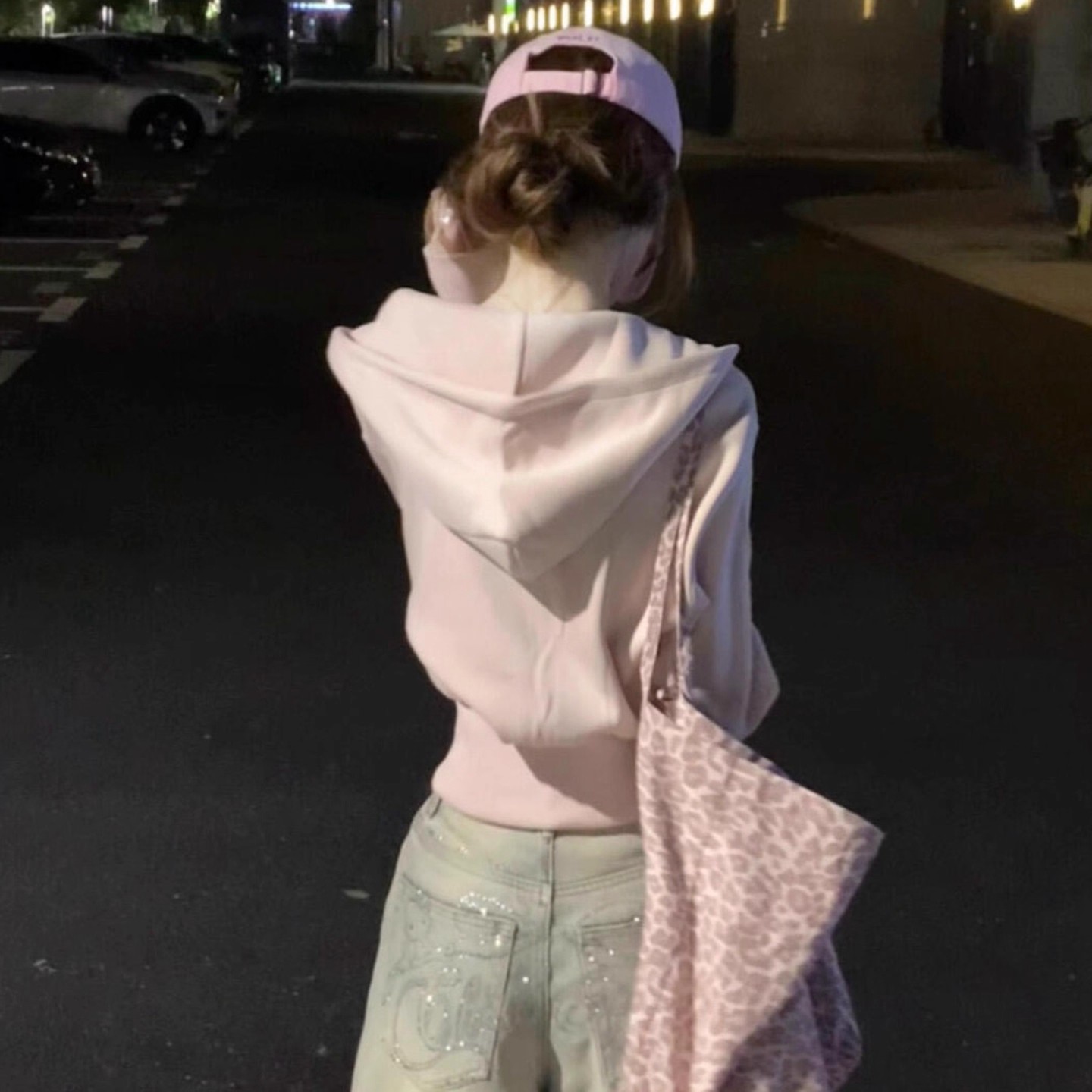 粉色短款连帽拉链开衫卫衣女秋款