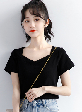 韩国2026年夏季新款百搭V领黑色短袖t恤女小心机设计感露锁骨上衣