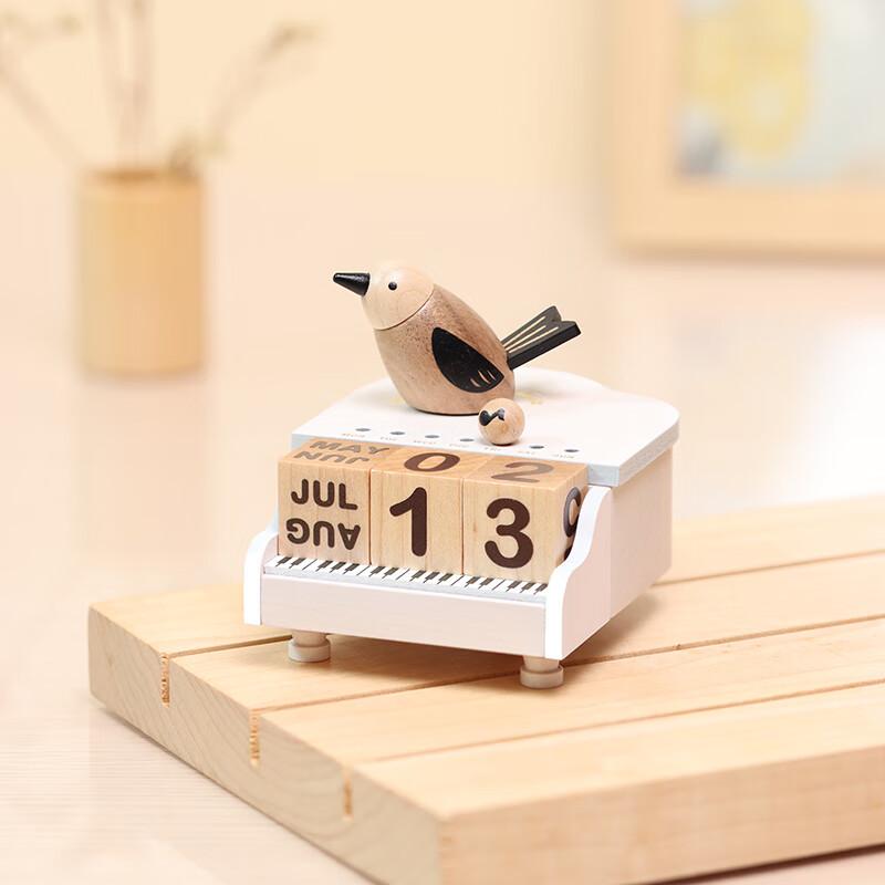 台湾钢琴鸟八音盒万年历木质音乐