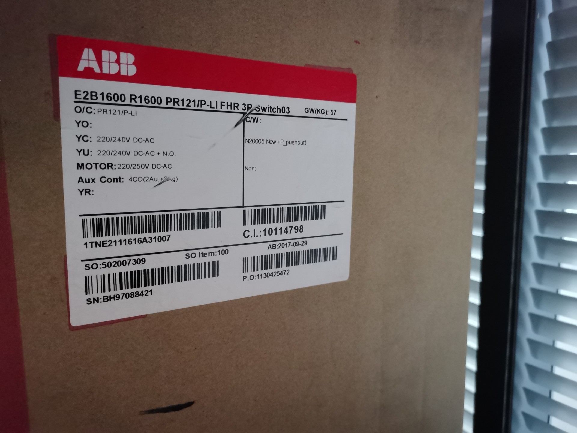 ABB框架断路器E2B1600 R1600 PR121/P-LIFHR 3P原装拍前请询价
