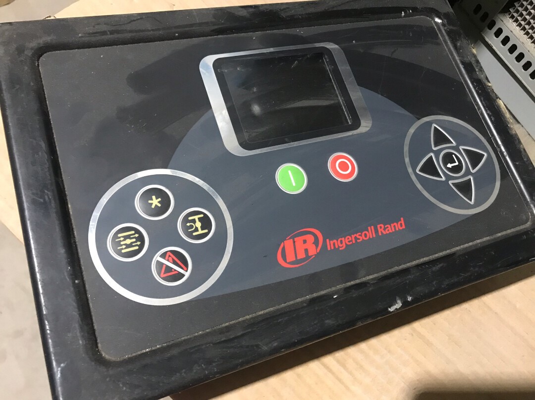 Xe-90m英格索兰空压机面板控制器Xe-145m二手液晶