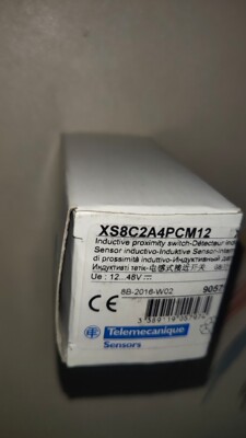 施耐德XS8C2A4PCM12 电感式接近开关 TELEME拍前请询价