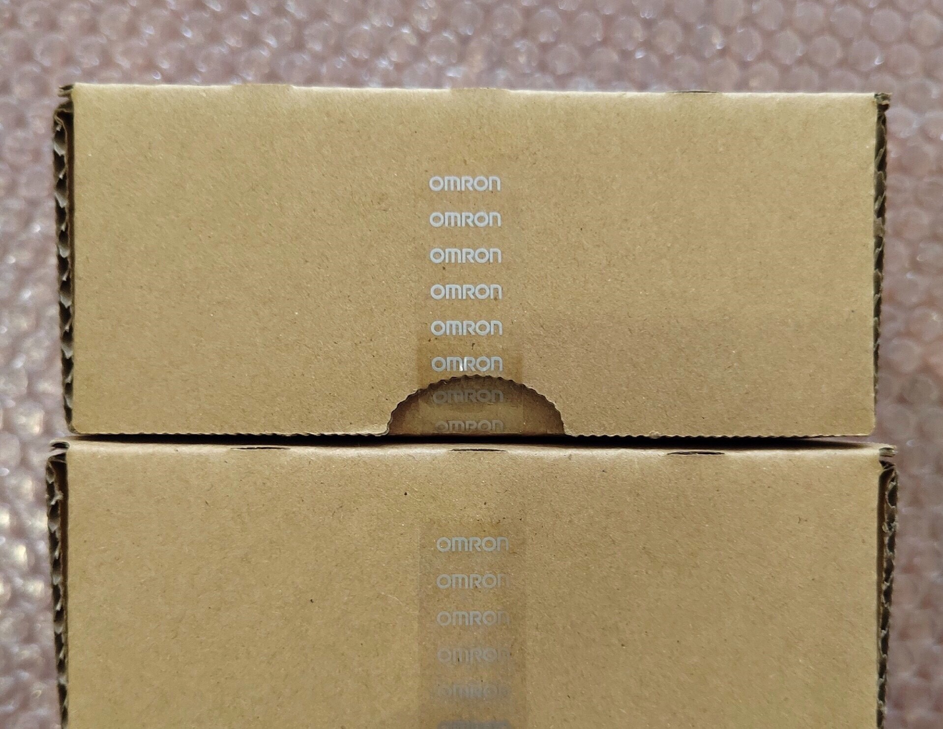 NS12-TS00B-V2 欧姆龙触摸屏全新原装拍前请询价