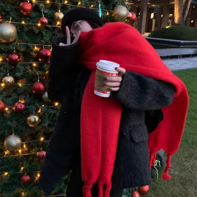 年货马海毛围巾女冬季赵丽颖同款保暖手工流苏纯色加厚披肩学生潮