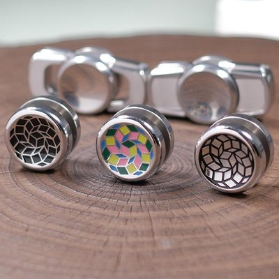 不锈钢魔方指尖陀螺对锁