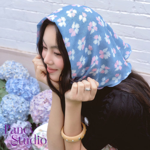 春日樱花三角巾甜美少女出游遮阳