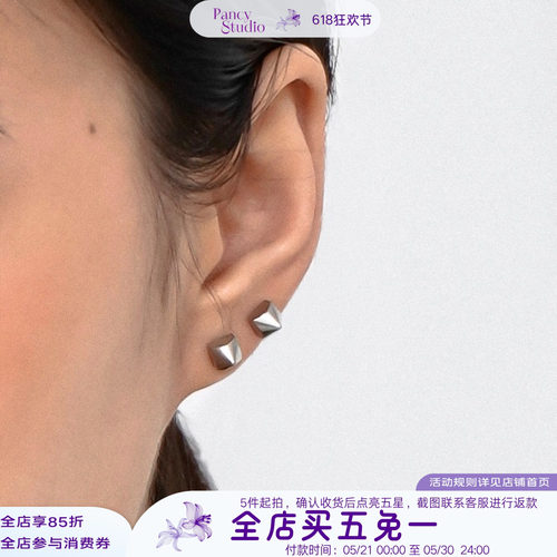 加大铆钉耳钉！满足朋克梦