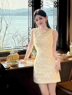 2025夏季新款韩系时尚气质名媛立体花朵背心连衣裙女收腰显瘦裙子
