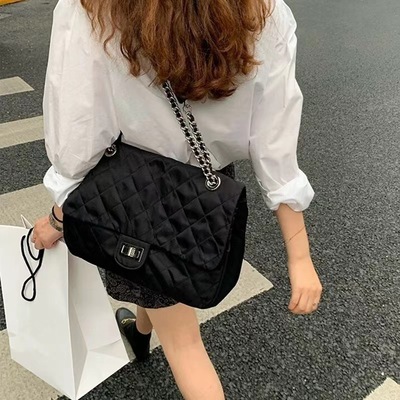 日式小香风包包女2025欧美高级感大容量牛津布绣线单肩包链条斜挎