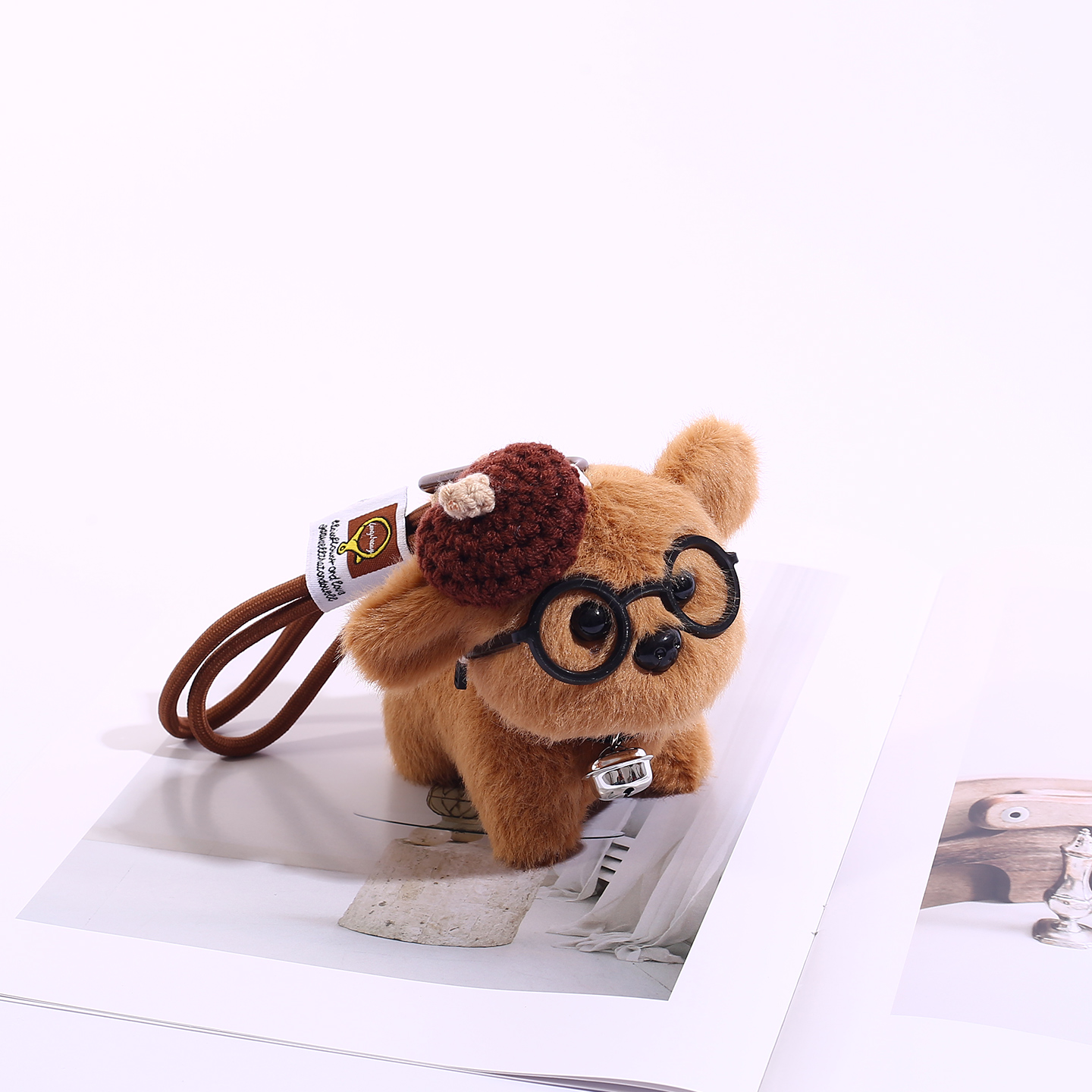 可爱贝雷帽眼镜小狗公仔毛绒包挂